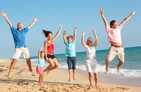 Летний отдых: простые правила для семьи с ребенком